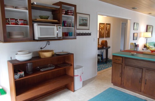 Ocracoke House | Waterfront Cottage with Ocean Views and Pool Access