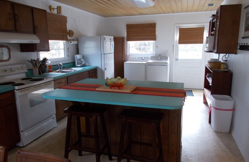Ocracoke House | Waterfront Cottage with Ocean Views and Pool Access