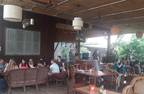 Downtown Siem Reap House | Relaxing Stay at Sweetdreams Guesthouse with Pool & Breakfast