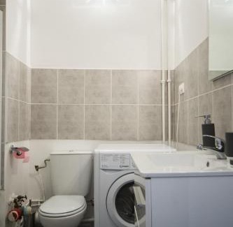 Faubourg-Raines Apartment | Comfortable Stay at SweetHome Dijon - Family & Pet Friendly