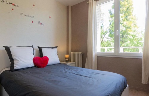 Faubourg-Raines Apartment | Comfortable Stay at SWEETHOME DIJON - Gare, Pet-Friendly