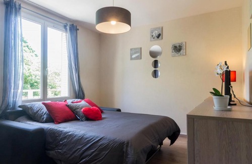 Faubourg-Raines Apartment | Comfortable Stay at SWEETHOME DIJON - Gare, Pet-Friendly