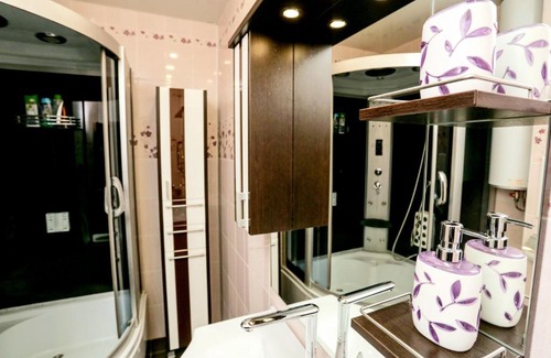 Omsk Apartment | Guest Rated 10/10 at SweetHome55 - Pet Friendly Comfort
