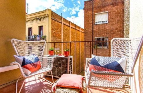 El Putget i Farro Apartment | Cozy Stay at Sweett in Sant Gervasi - Family Friendly