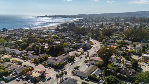 Eastside Santa Cruz Hotel | Swell House Santa Cruz