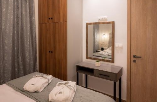 Oinousses Apartment | Child-Friendly Swell Oinousses Apartments - Guest Rated 9.8