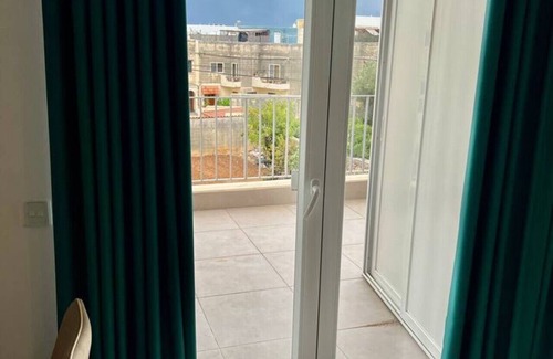 Tal-Ibrag Apartment | Modern Swieqi 3-Bedroom Apartment with Family-Friendly Amenities