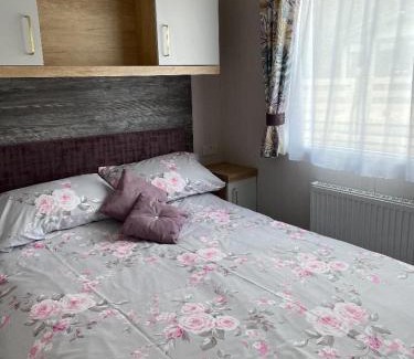 Ardentinny House | Experience Swift Bordeaux 73: Pet-Friendly Oceanfront Escape
