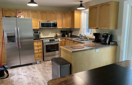 Tamworth House | Family-Friendly Waterfront Retreat in Tamworth with Pets Welcome