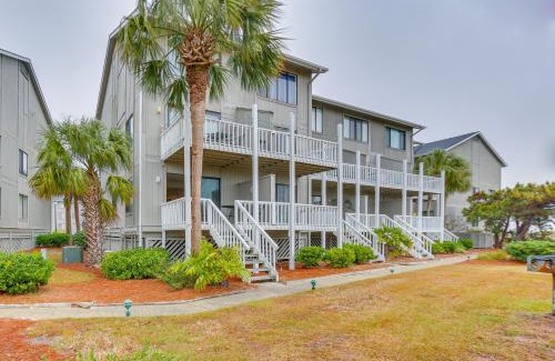 Oceanmarsh Subdivision Apartment | Oceanfront Island Condo with Deck for Play and Relaxation