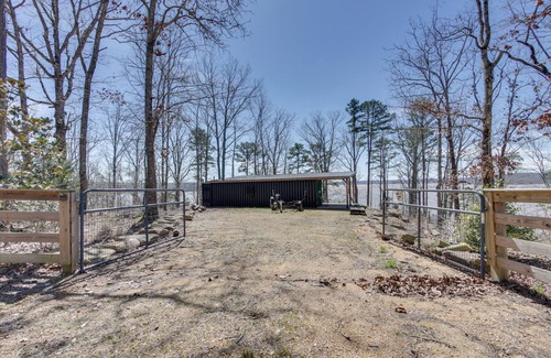 Waterloo Apartment | Swim, Boat & Fish: Waterloo Retreat w/Views!