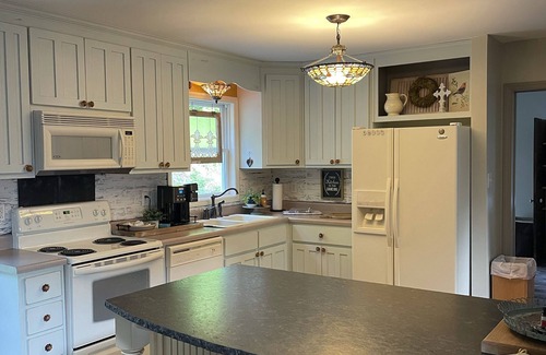 Sylva House | Experience Fall Delights: Fires, Football & Ocean Views