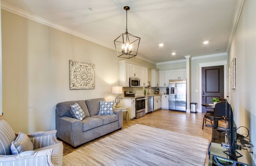 Lawrence County Apartment | Experience Fun with Swim, Golf & Bowl at Loretto Getaway