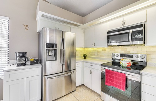 Lake Mary House | Swim, Golf & Relax: Lovely Home in Lake Mary