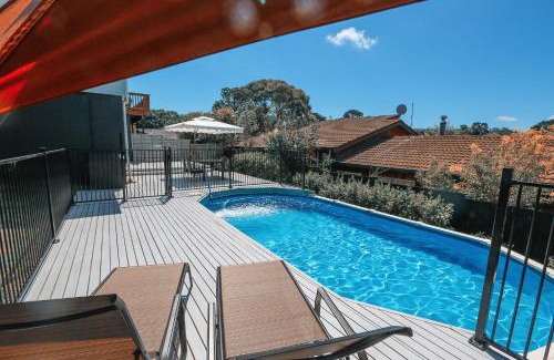 Northcote House | Refreshing Swimming Pool Holiday Villa - Guest Rated 9/10