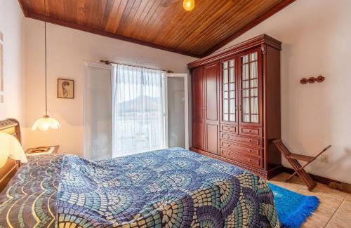 Caieira House | Swimming pool, kayaking and sauna on private beach