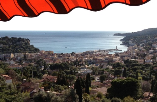 Cassis Apartment | Relaxing Retreat with Pool and Ocean View at Les 3 Caravelles
