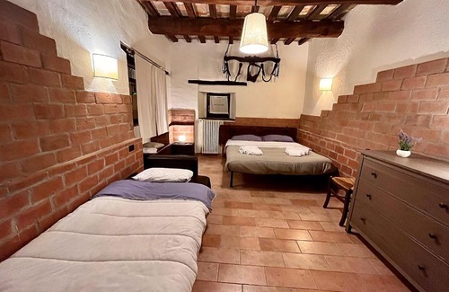 San Leo Villa | Relax at Paradise Rimini: Poolside Retreat Near San Marino
