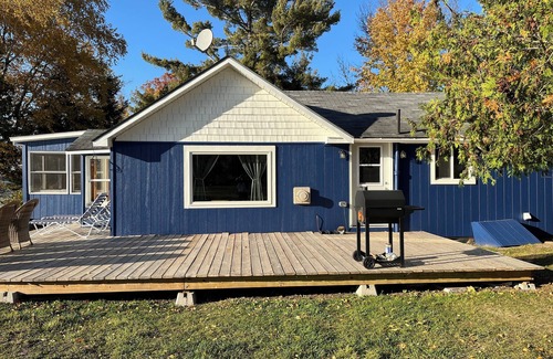McMillan Cottage | Idyllic Lakefront Cottage: Swimming, Snowmobiling & More!