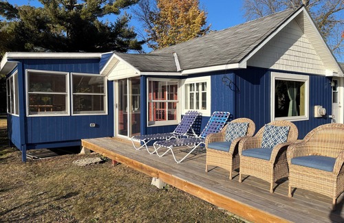 McMillan Cottage | Idyllic Lakefront Cottage: Swimming, Snowmobiling & More!