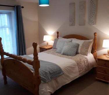Swinford Apartment | Highly Rated Swinford Bridge Street Apartment Awaits You
