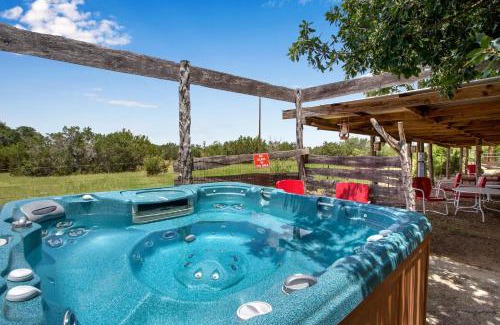 Dripping Springs House | Discover Family-Friendly Comfort at Swing On Inn Suites