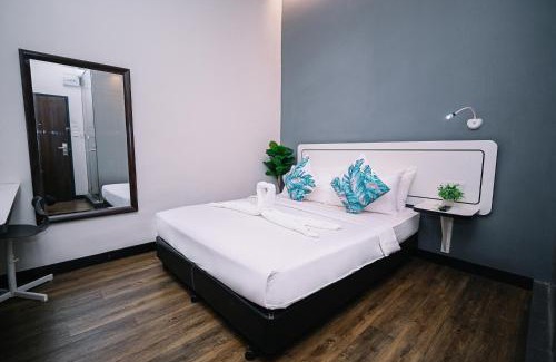 Taman Sri Muda Hotel | Discover Comfort at Swing & Pillows - NueVo Boutique Hotel