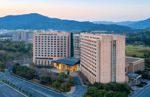 Guangzhou Hotel | Discover Hotel Nikko Guangzhou: Shuttle Service & Spa