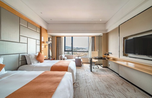 Guangzhou Hotel | Discover Hotel Nikko Guangzhou: 4-Star Stay with Spa & Pool