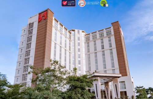 Bandar Lampung Hotel | Experience Swiss-Belhotel Lampung: Oceanfront Bliss Awaits