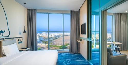 Azaiba Hotel | Elegant Swiss-Belinn Airport Muscat: Rated 9/10 with Hot Tub