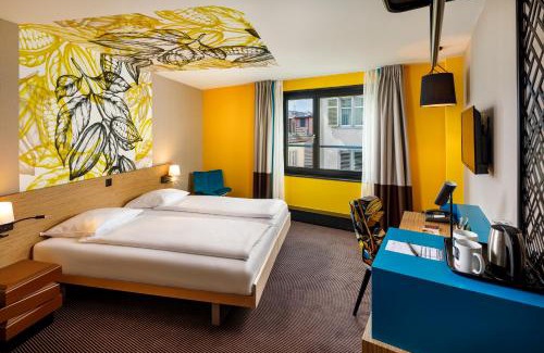 Niederdorf Hotel | Delightful Swiss Chocolate by Fassbind Zurich - Pet Friendly