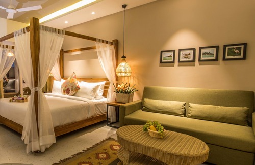 Pathara Hotel | Discover Swosti Chilika Resort: Pool, Spa & Family Friendly