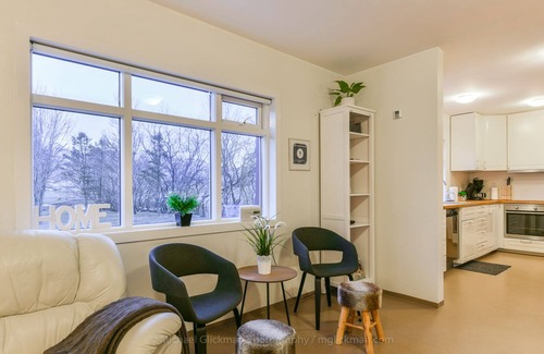 Siglufjordur House | Discover Syðra-Skörðugil Guesthouse: Spa & Hot Tub Retreat
