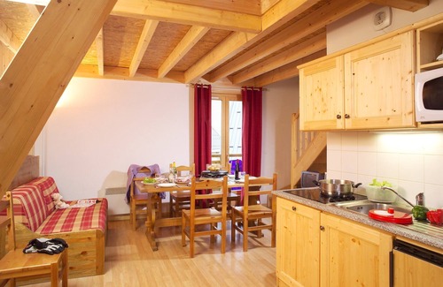 Saint-Sorlin-d'Arves Condo | Comfortable Slope-Side Stay in Sybelles Ski Area for 4