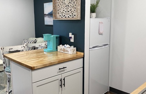 Lewistown Apartment | Sycamore Acres 306: Cozy Suite with Kitchen & Living Area