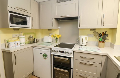 Foolow Cottage | Family-Friendly Sycamore Cottage with Garden in Foolow