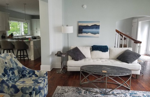 Noblesville House | Unforgettable Sycamore Cove Getaway with Lake View & Pool