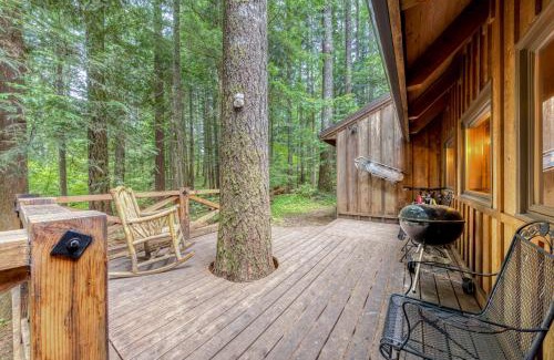 Rhododendron House | Discover Sycamore Lodge: Family-Friendly with Hot Tub