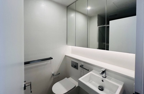 Strathfield Apartment | Top-Rated 1 Bed Apt in Sydney Strathfield, Steps to CBD