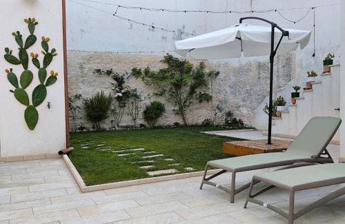 Specchia Apartment | Welcoming Sykelià - Guest House with Family-Friendly Amenities