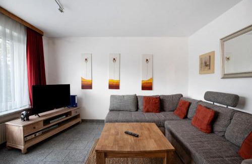 Tinnum Apartment | Pet-Friendly Sylt Ferienwohnung 1 in Westerland Awaits