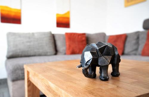 Tinnum Apartment | Pet-Friendly Sylt Ferienwohnung 1 in Westerland Awaits