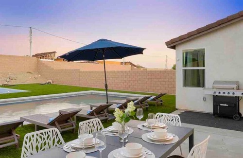 Desert Hot Springs Villa | Unforgettable Sylvanus XXI with Ocean Views and Spa Amenities