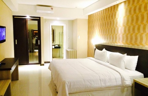 Kupang Hotel | Discover Sylvia Hotel Premier Kupang: Pool & Spa Retreat