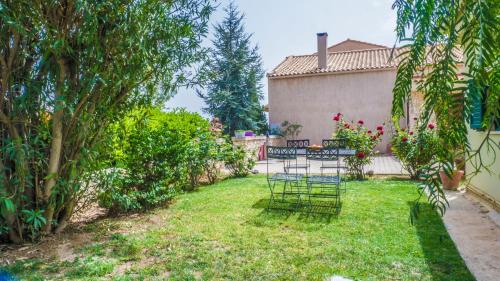 Malevizi House | Budget-Friendly Sylvia's Guest House with Child-Friendly Amenities