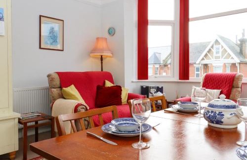 Bexhill-on-Sea Apartment | Enjoy Your Stay at Sylvian: Pet-Friendly 4-Star Retreat