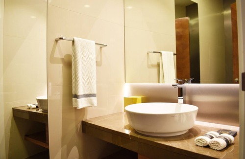 Salmiya Hotel | Discover Symphony Style Hotel Kuwait with Pool & Spa