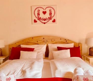 Fertoendred House | Child-Friendly Retreat at SZÍVES LAK - Guest Rated 10/10
