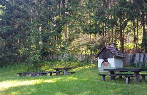 Varaszo House | Family-Friendly Szalajka Ház Váraszó with Pet Amenities